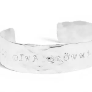 handgjort, stelt, hamrat silverarmband