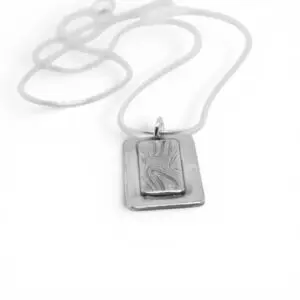 silverhalsband med dubbla brickor